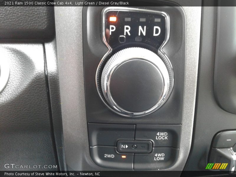  2021 1500 Classic Crew Cab 4x4 8 Speed Automatic Shifter