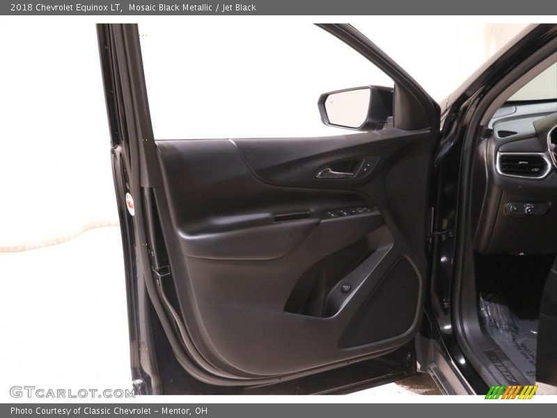 Mosaic Black Metallic / Jet Black 2018 Chevrolet Equinox LT