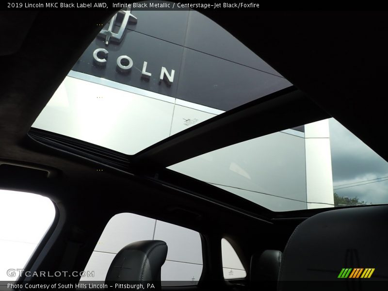 Infinite Black Metallic / Centerstage-Jet Black/Foxfire 2019 Lincoln MKC Black Label AWD