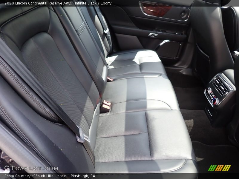 Infinite Black / Ebony 2020 Lincoln Continental Reserve AWD