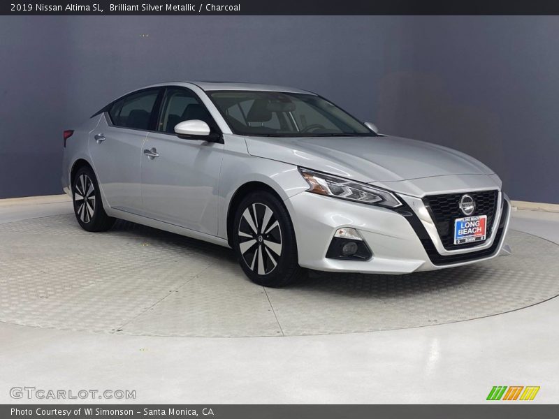 Brilliant Silver Metallic / Charcoal 2019 Nissan Altima SL