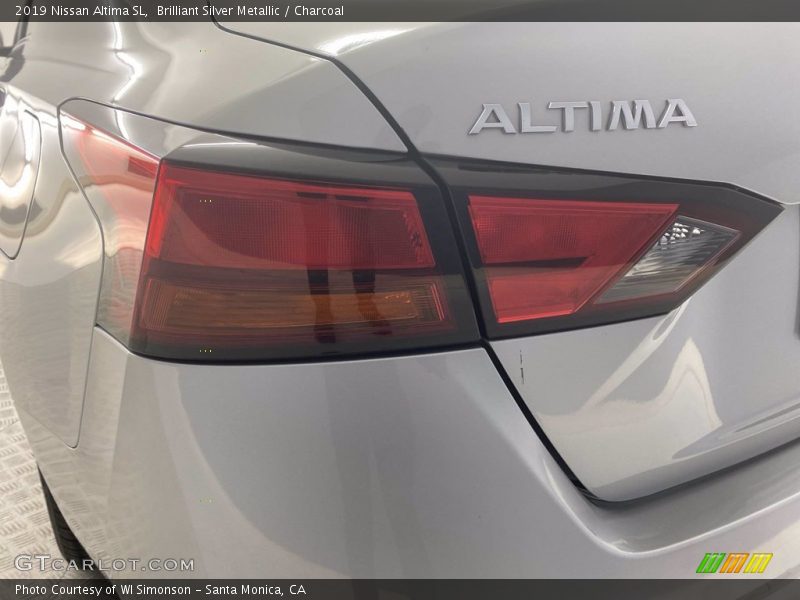 Brilliant Silver Metallic / Charcoal 2019 Nissan Altima SL