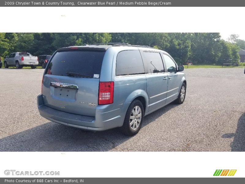 Clearwater Blue Pearl / Medium Pebble Beige/Cream 2009 Chrysler Town & Country Touring