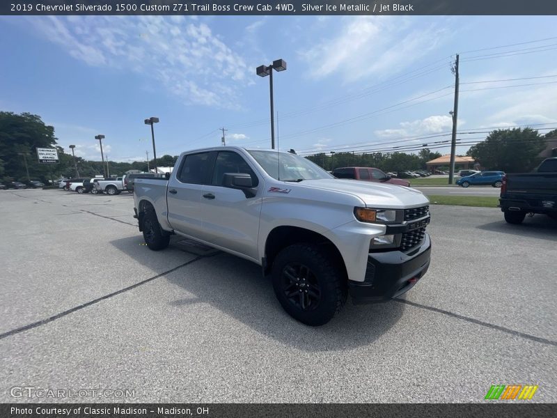 Silver Ice Metallic / Jet Black 2019 Chevrolet Silverado 1500 Custom Z71 Trail Boss Crew Cab 4WD