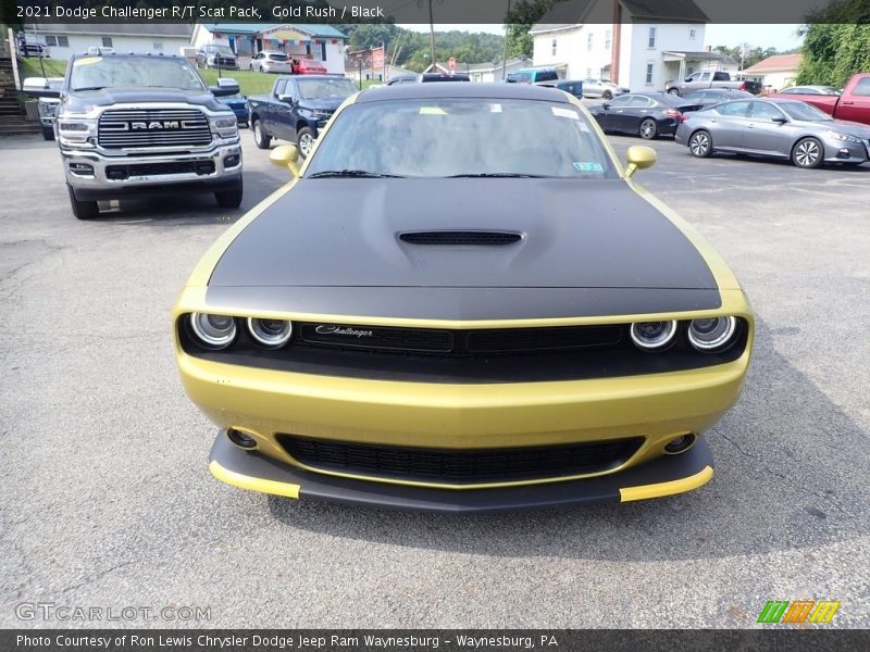 Gold Rush / Black 2021 Dodge Challenger R/T Scat Pack