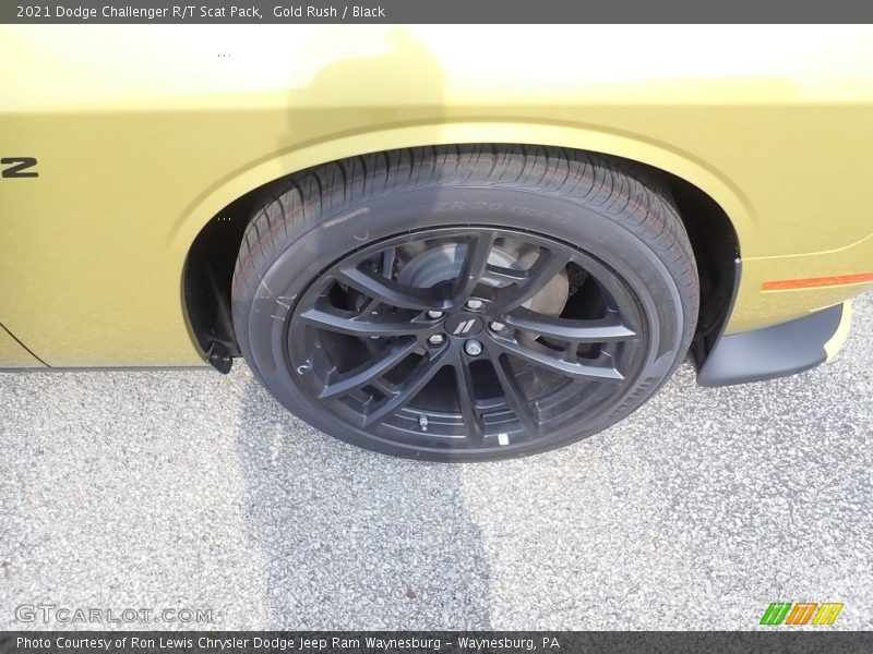 Gold Rush / Black 2021 Dodge Challenger R/T Scat Pack