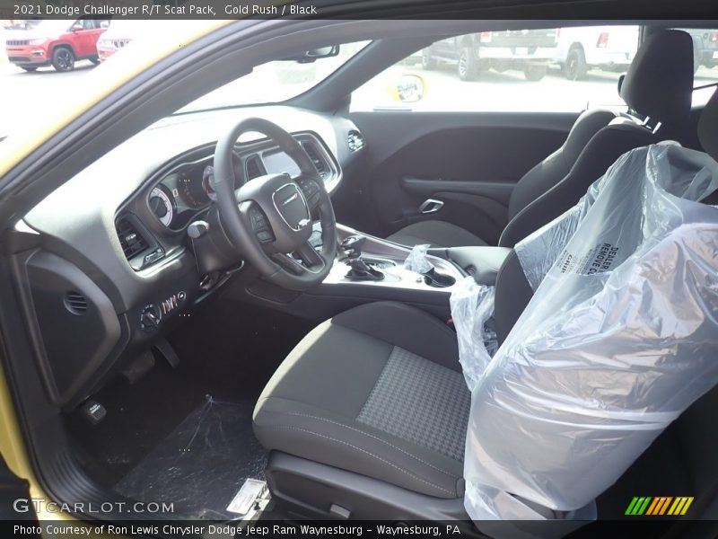 Gold Rush / Black 2021 Dodge Challenger R/T Scat Pack