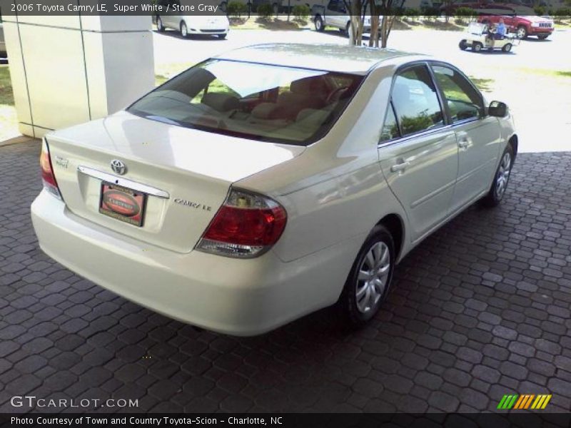Super White / Stone Gray 2006 Toyota Camry LE