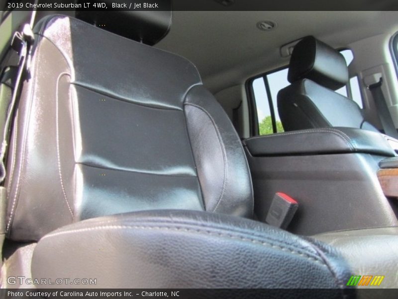 Black / Jet Black 2019 Chevrolet Suburban LT 4WD