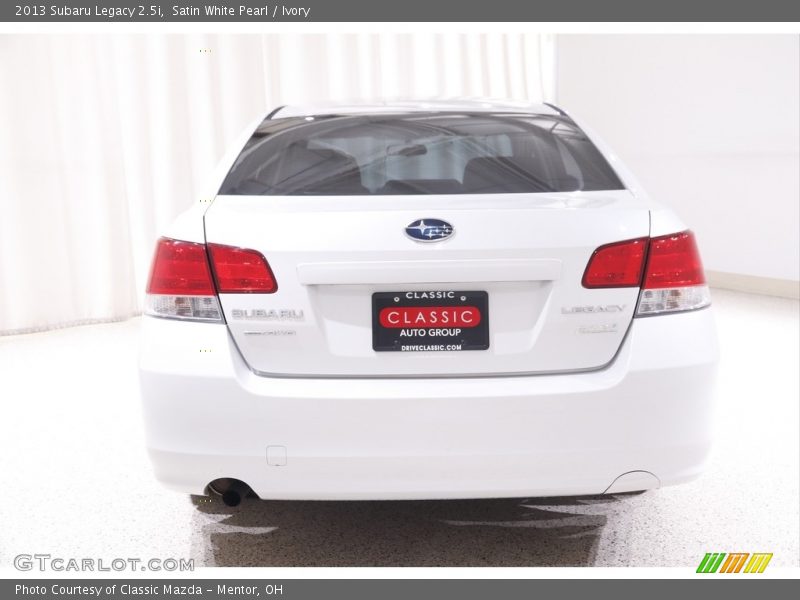 Satin White Pearl / Ivory 2013 Subaru Legacy 2.5i