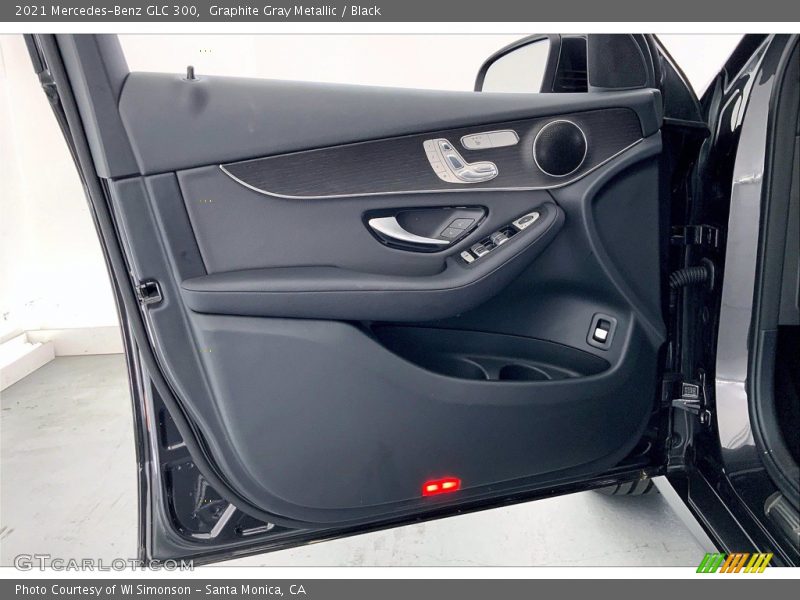 Door Panel of 2021 GLC 300