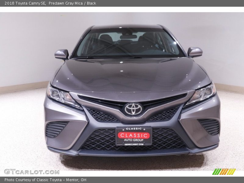 Predawn Gray Mica / Black 2018 Toyota Camry SE