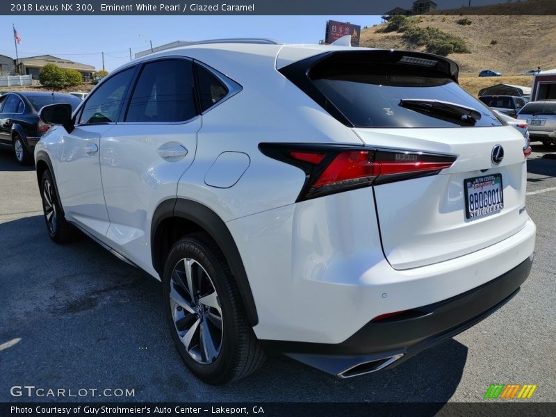Eminent White Pearl / Glazed Caramel 2018 Lexus NX 300
