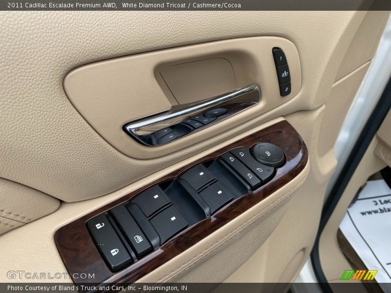 White Diamond Tricoat / Cashmere/Cocoa 2011 Cadillac Escalade Premium AWD