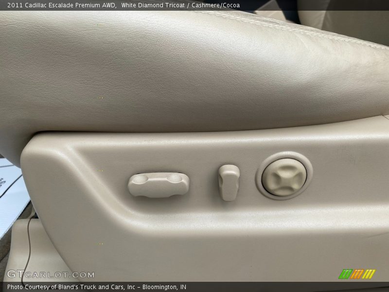 White Diamond Tricoat / Cashmere/Cocoa 2011 Cadillac Escalade Premium AWD