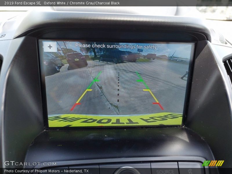 Oxford White / Chromite Gray/Charcoal Black 2019 Ford Escape SE