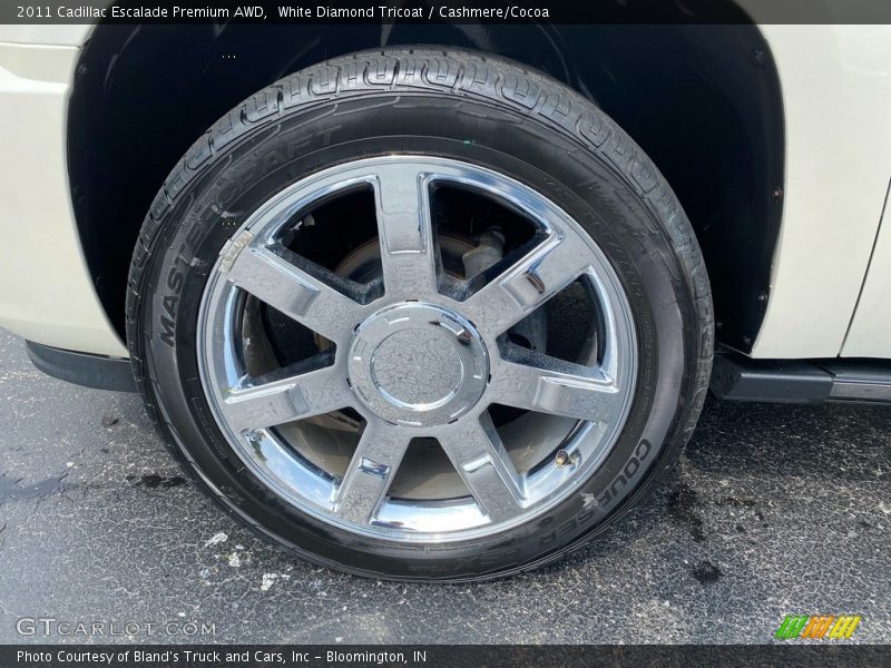 White Diamond Tricoat / Cashmere/Cocoa 2011 Cadillac Escalade Premium AWD