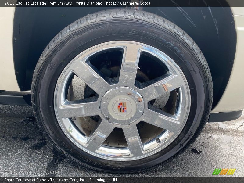 White Diamond Tricoat / Cashmere/Cocoa 2011 Cadillac Escalade Premium AWD