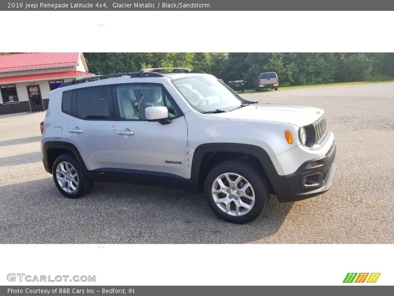 Glacier Metallic / Black/Sandstorm 2016 Jeep Renegade Latitude 4x4