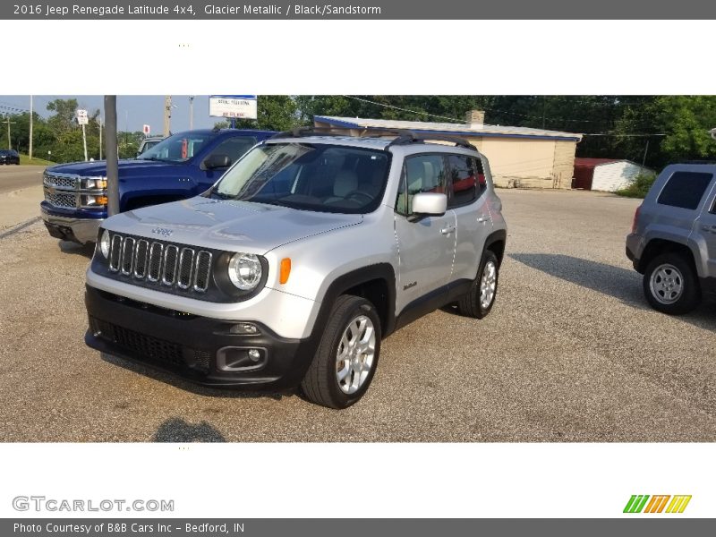Glacier Metallic / Black/Sandstorm 2016 Jeep Renegade Latitude 4x4