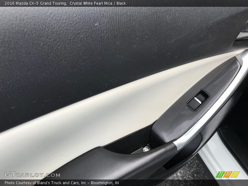 Crystal White Pearl Mica / Black 2016 Mazda CX-5 Grand Touring