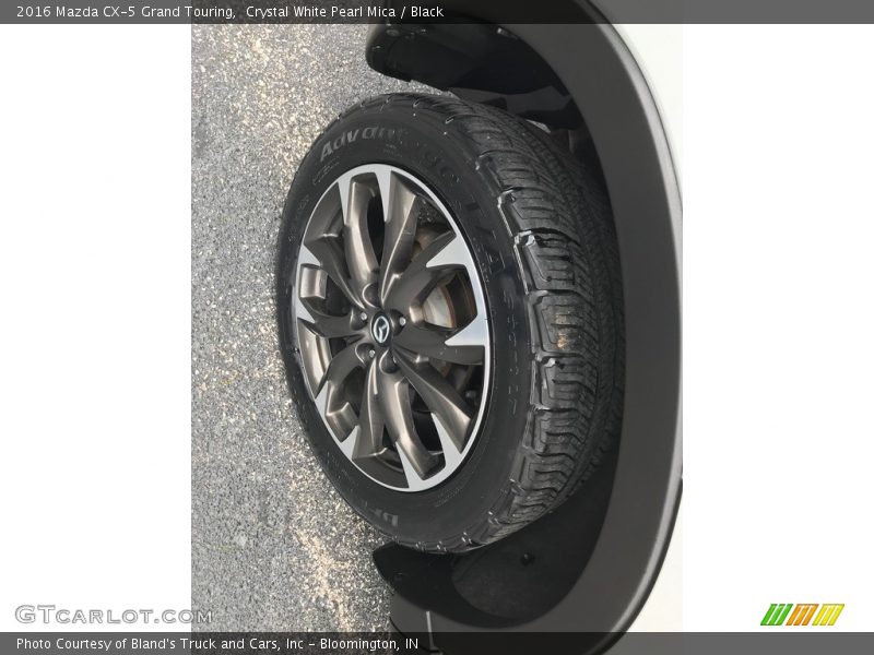 Crystal White Pearl Mica / Black 2016 Mazda CX-5 Grand Touring