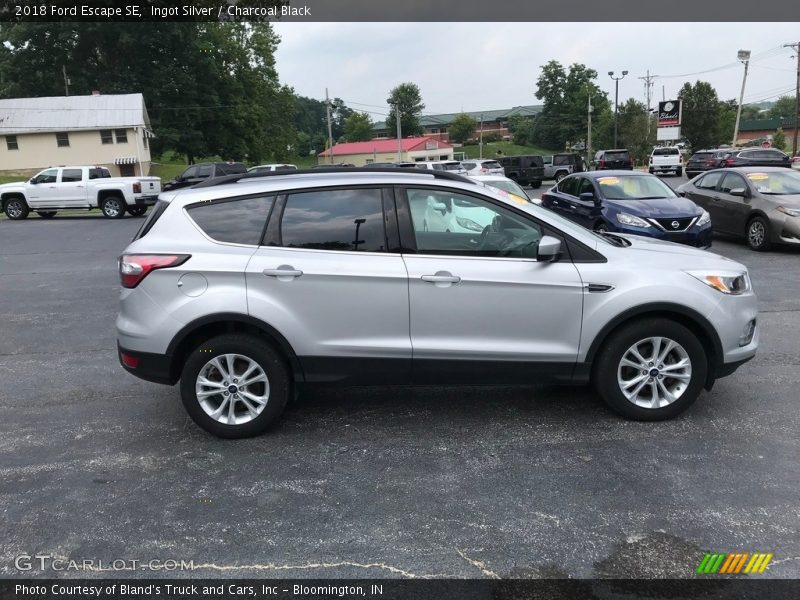 Ingot Silver / Charcoal Black 2018 Ford Escape SE
