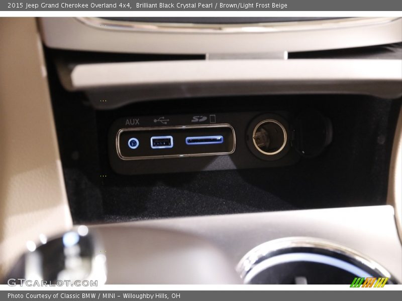 Brilliant Black Crystal Pearl / Brown/Light Frost Beige 2015 Jeep Grand Cherokee Overland 4x4