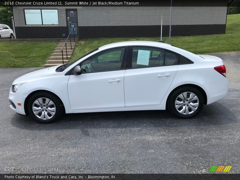 Summit White / Jet Black/Medium Titanium 2016 Chevrolet Cruze Limited LS
