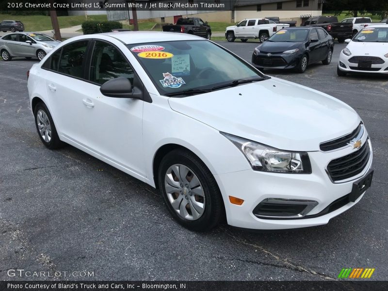 Summit White / Jet Black/Medium Titanium 2016 Chevrolet Cruze Limited LS