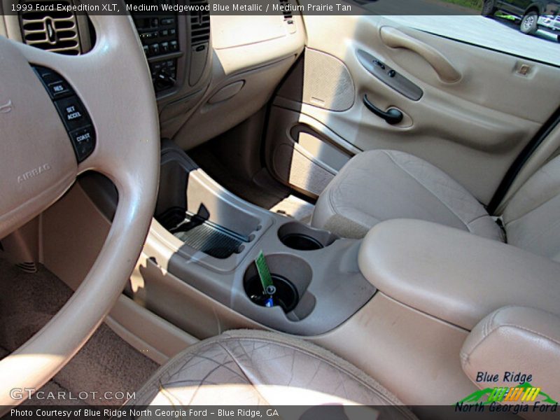 Medium Wedgewood Blue Metallic / Medium Prairie Tan 1999 Ford Expedition XLT