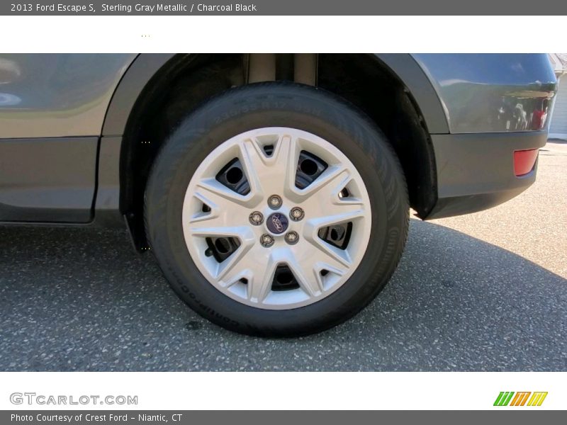 Sterling Gray Metallic / Charcoal Black 2013 Ford Escape S