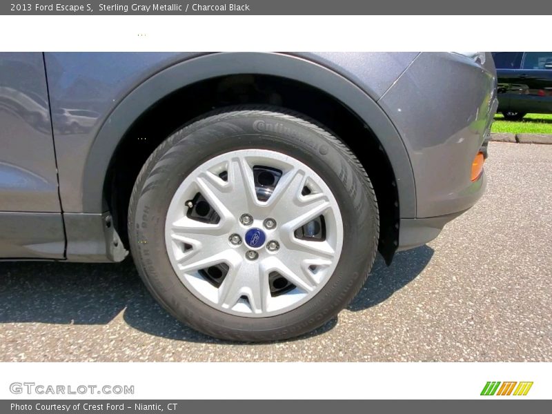 Sterling Gray Metallic / Charcoal Black 2013 Ford Escape S