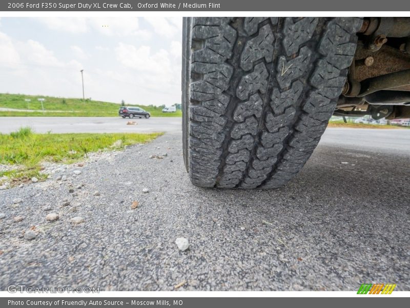 Oxford White / Medium Flint 2006 Ford F350 Super Duty XL Crew Cab