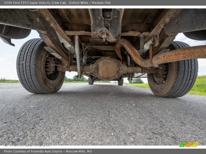 Oxford White / Medium Flint 2006 Ford F350 Super Duty XL Crew Cab