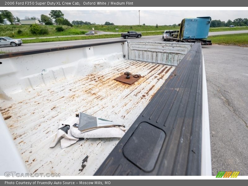 Oxford White / Medium Flint 2006 Ford F350 Super Duty XL Crew Cab