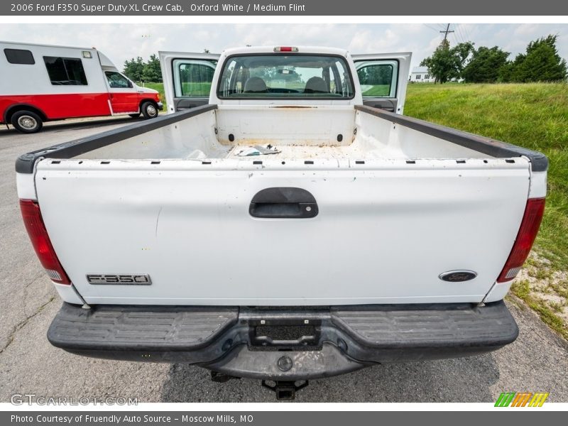 Oxford White / Medium Flint 2006 Ford F350 Super Duty XL Crew Cab