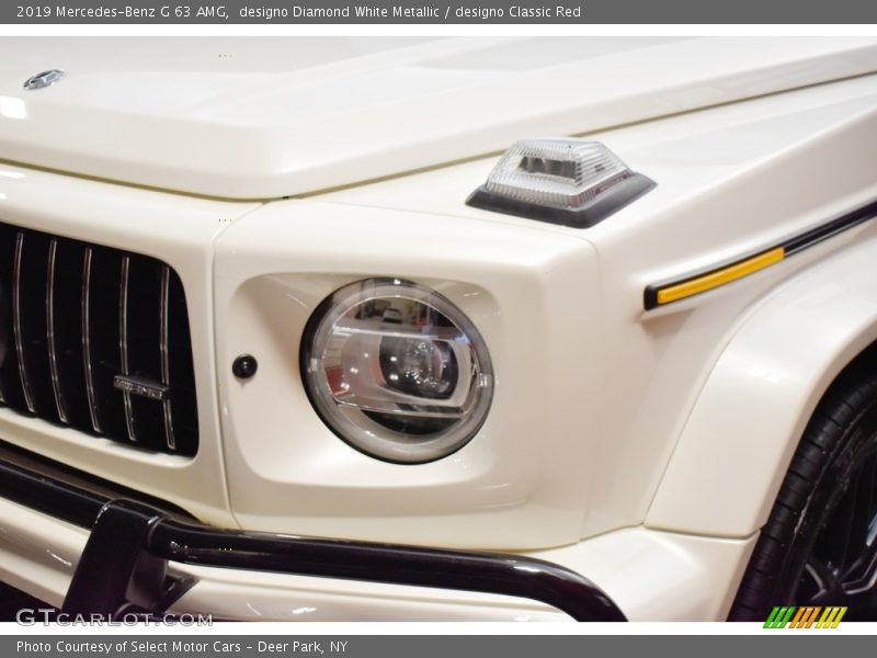 designo Diamond White Metallic / designo Classic Red 2019 Mercedes-Benz G 63 AMG