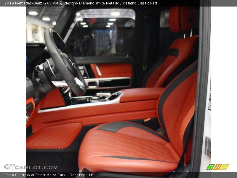designo Diamond White Metallic / designo Classic Red 2019 Mercedes-Benz G 63 AMG