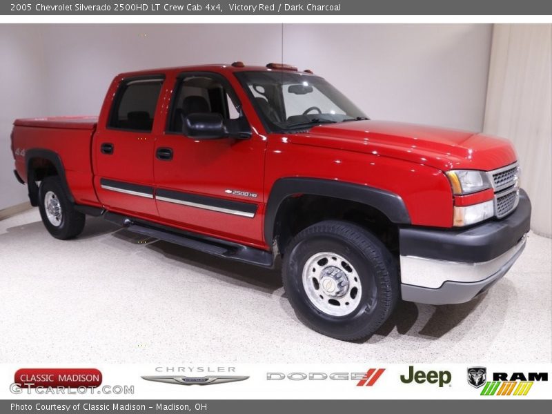 Victory Red / Dark Charcoal 2005 Chevrolet Silverado 2500HD LT Crew Cab 4x4