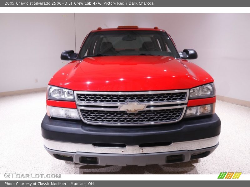 Victory Red / Dark Charcoal 2005 Chevrolet Silverado 2500HD LT Crew Cab 4x4