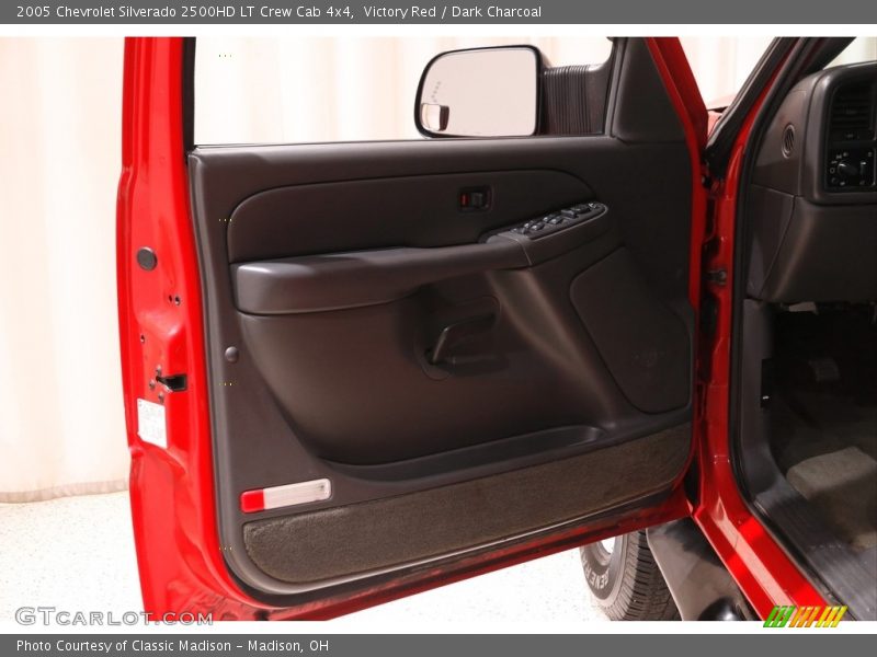 Victory Red / Dark Charcoal 2005 Chevrolet Silverado 2500HD LT Crew Cab 4x4