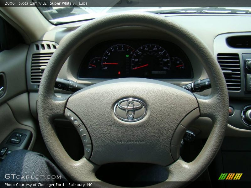 Super White / Taupe 2006 Toyota Camry LE