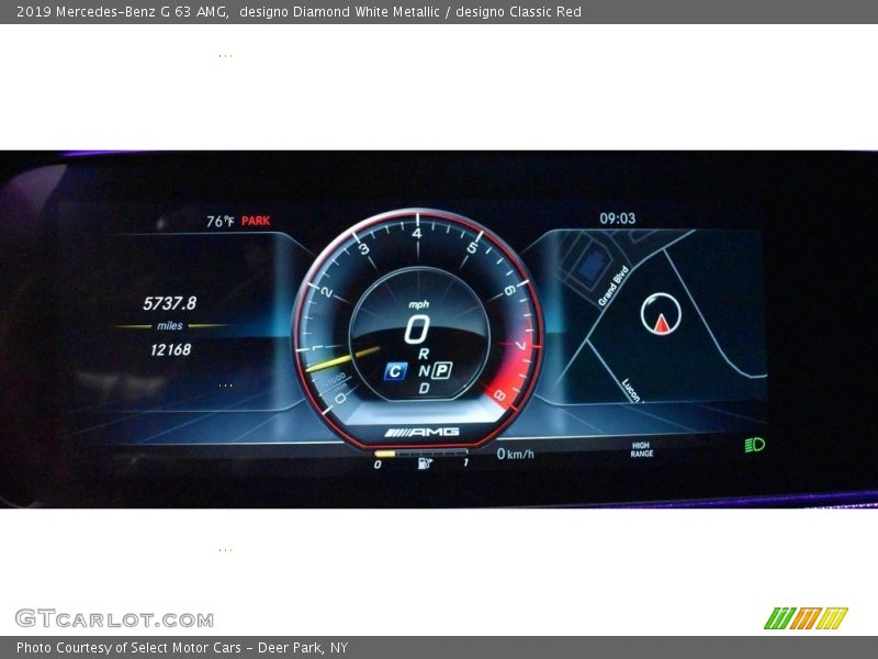 designo Diamond White Metallic / designo Classic Red 2019 Mercedes-Benz G 63 AMG