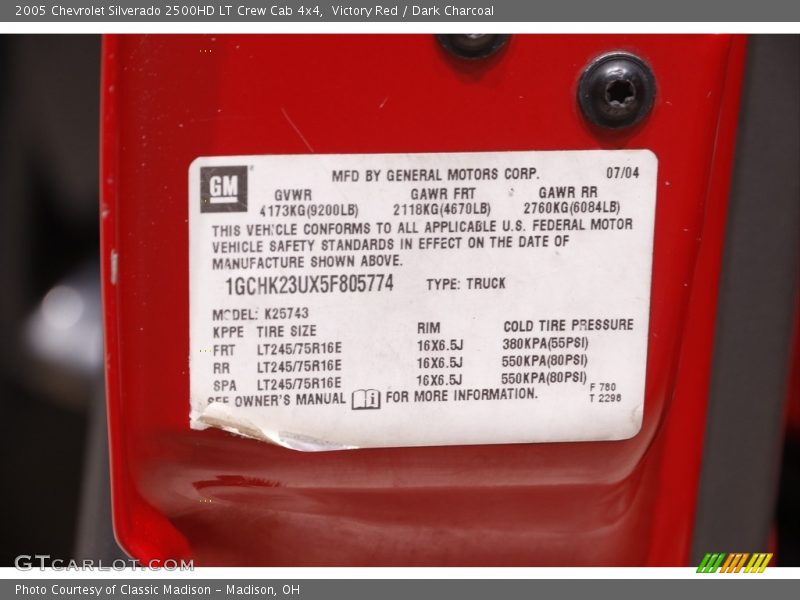 Victory Red / Dark Charcoal 2005 Chevrolet Silverado 2500HD LT Crew Cab 4x4