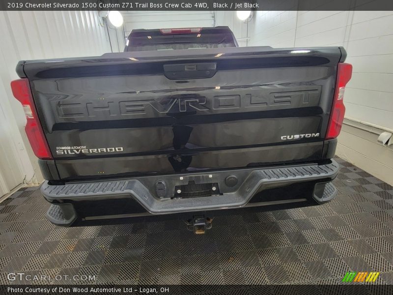 Black / Jet Black 2019 Chevrolet Silverado 1500 Custom Z71 Trail Boss Crew Cab 4WD