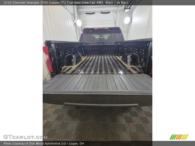Black / Jet Black 2019 Chevrolet Silverado 1500 Custom Z71 Trail Boss Crew Cab 4WD