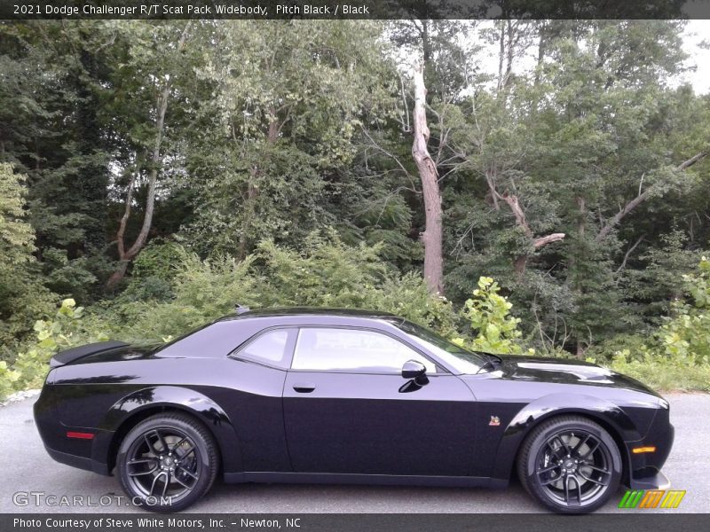 Pitch Black / Black 2021 Dodge Challenger R/T Scat Pack Widebody