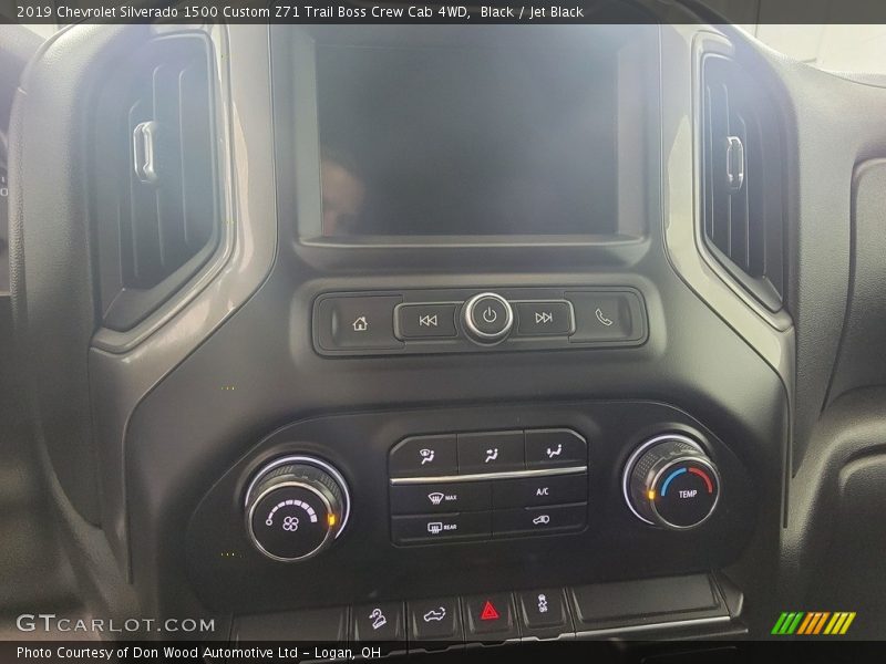 Black / Jet Black 2019 Chevrolet Silverado 1500 Custom Z71 Trail Boss Crew Cab 4WD
