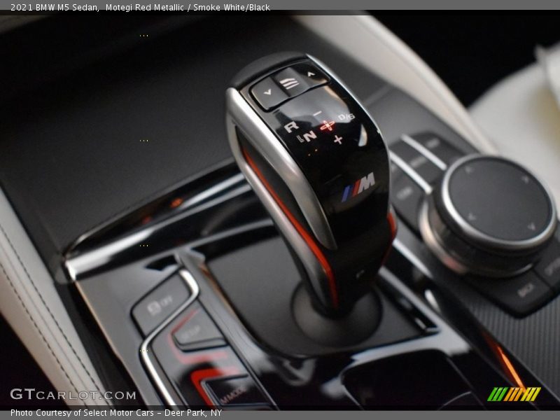  2021 M5 Sedan 8 Speed Automatic Shifter